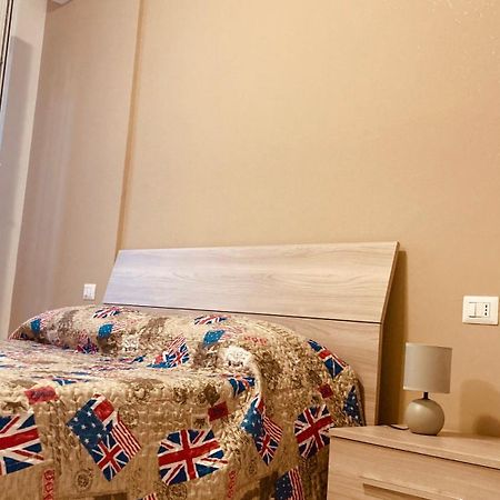 Apartmán La Casa Di Marta Corsico Exteriér fotografie