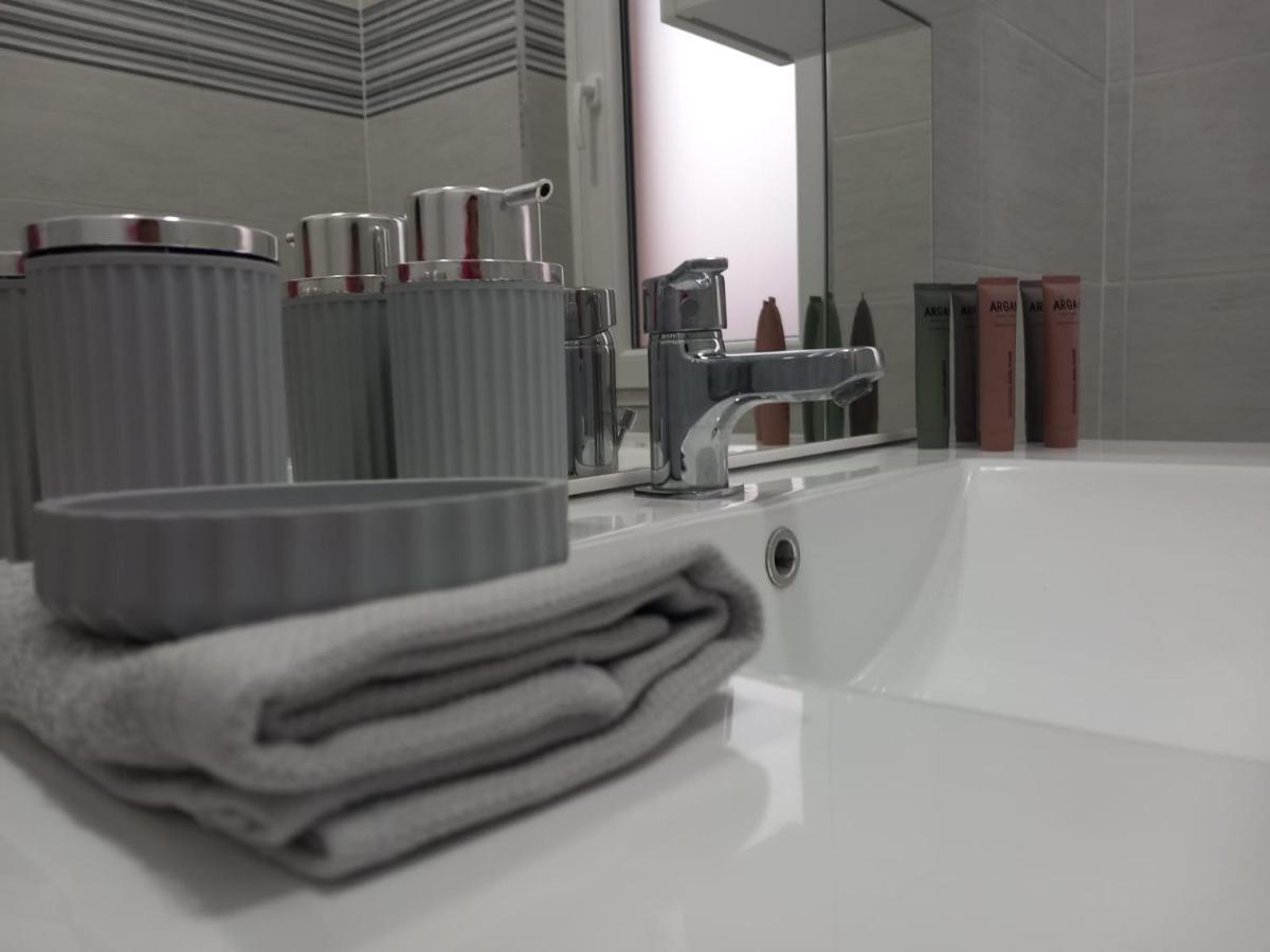 Apartmán La Casa Di Marta Corsico Exteriér fotografie